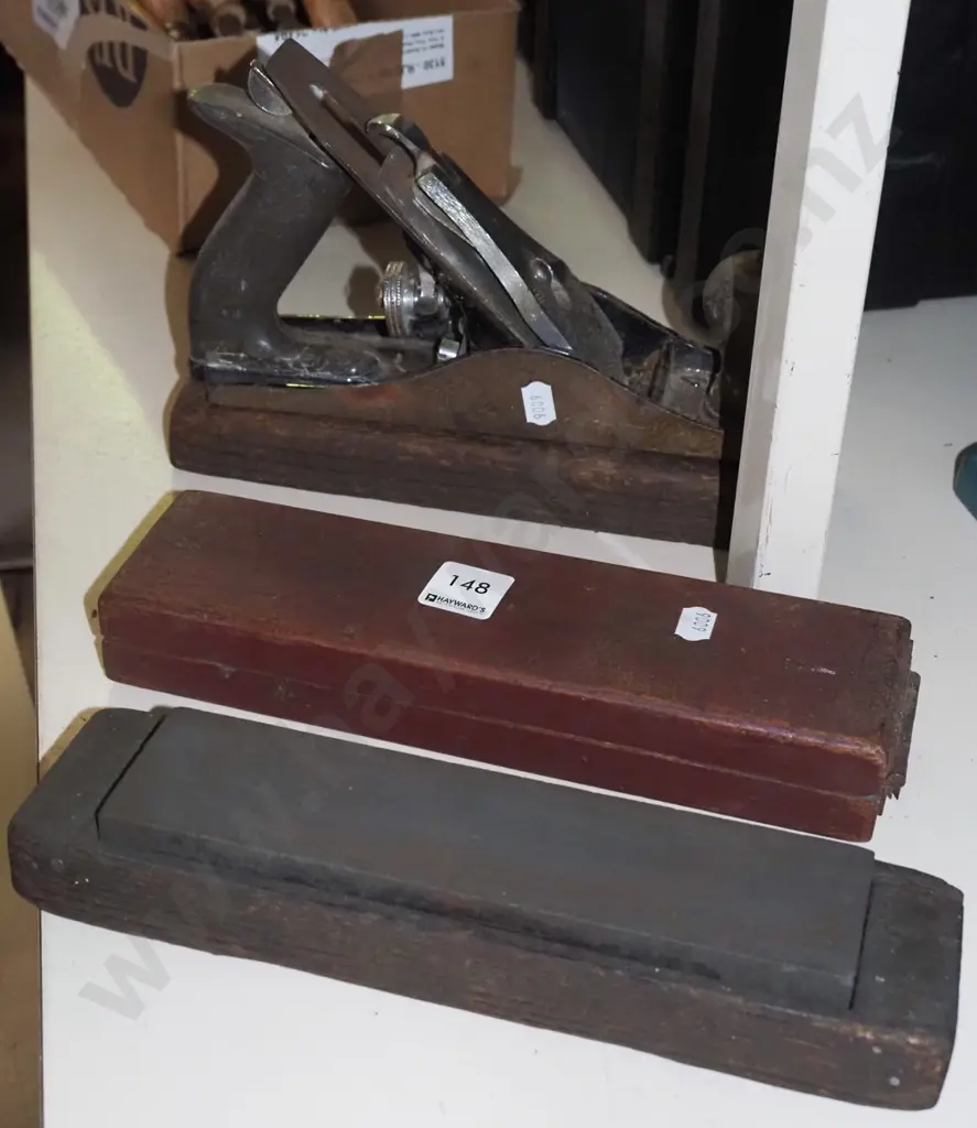 2x sharpening stones, Stanley No 4 hand plane Image 1++