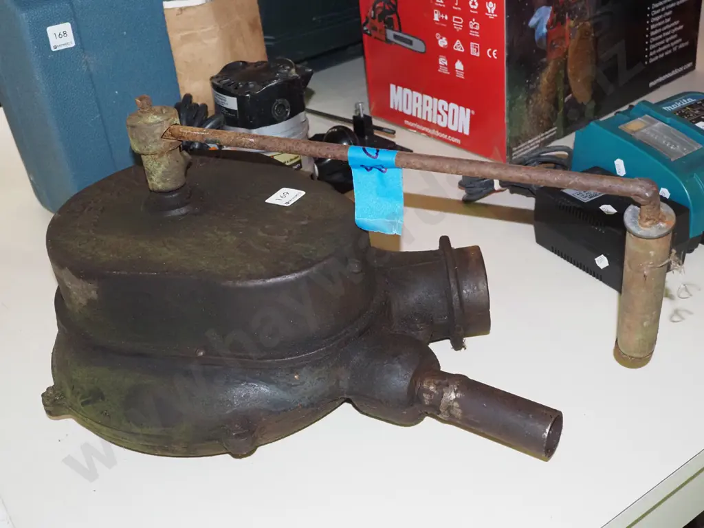 Canadian Blower and Forge Co hand cranked blacksmith blower Image 1++