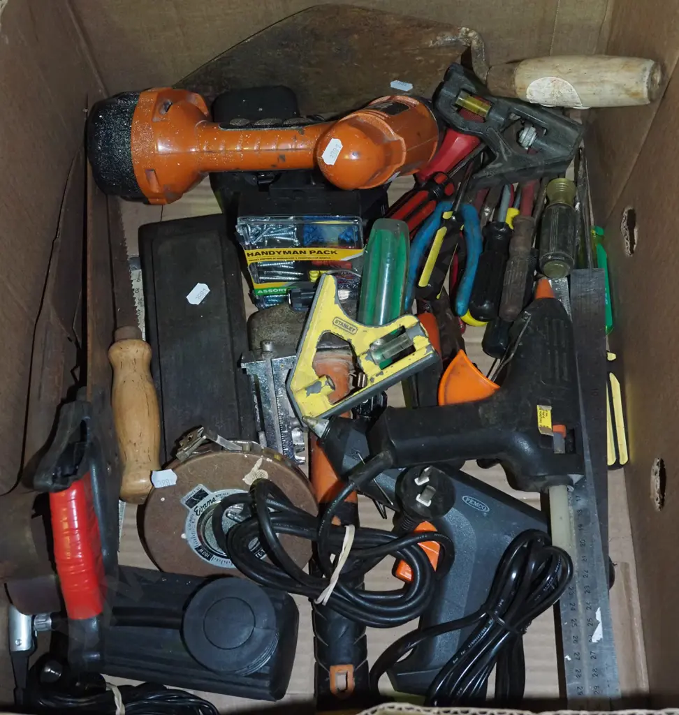 box; glue guns, rulers, screwdrivers etc Image 1++