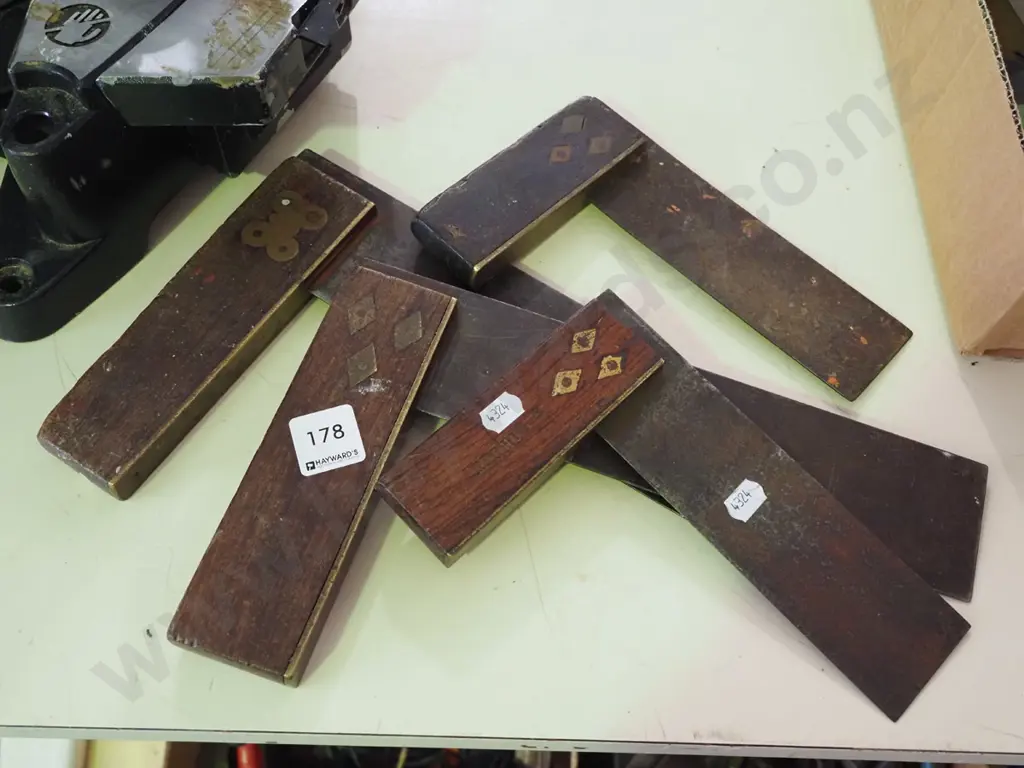 4x vintage builders squares Image 1++