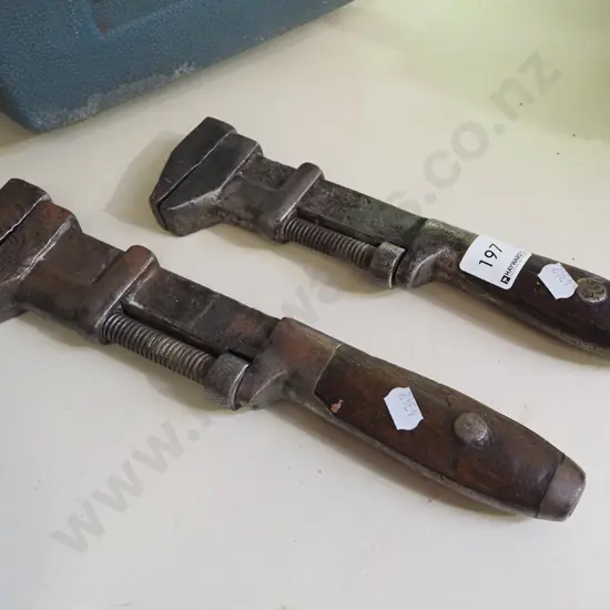 2x vintage adjustable wrenches