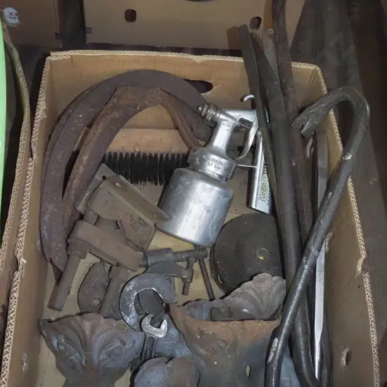 box; rusty allsorts, cast iron bath feet, jemmy bars etc