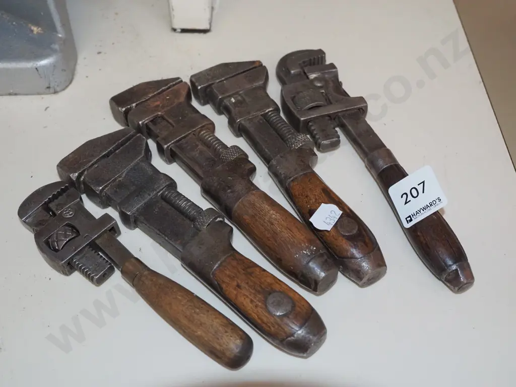 5x small vintage adjustable wrenches Image 1++