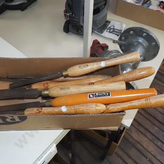 box; woodworkers chisels