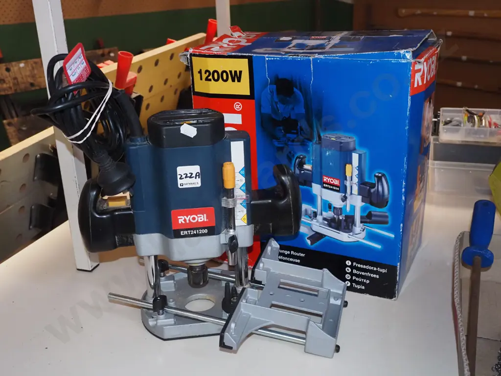 Ryobi 100w plunge router with box Image 1++