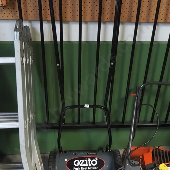 Ozito push mower - no catcher