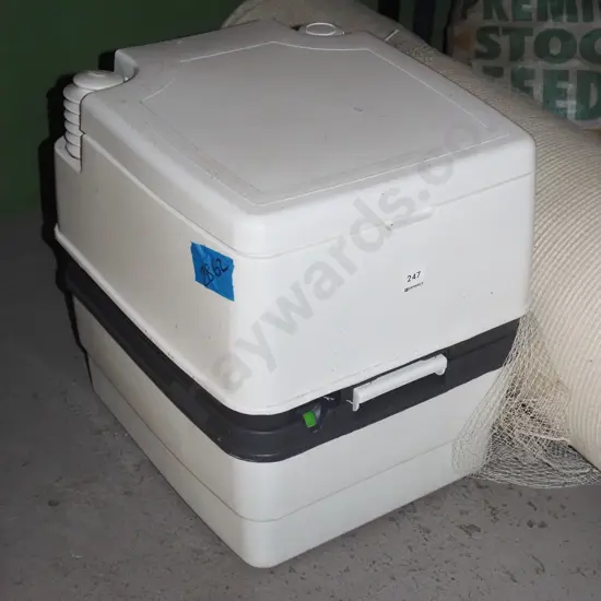 camping cassette toilet