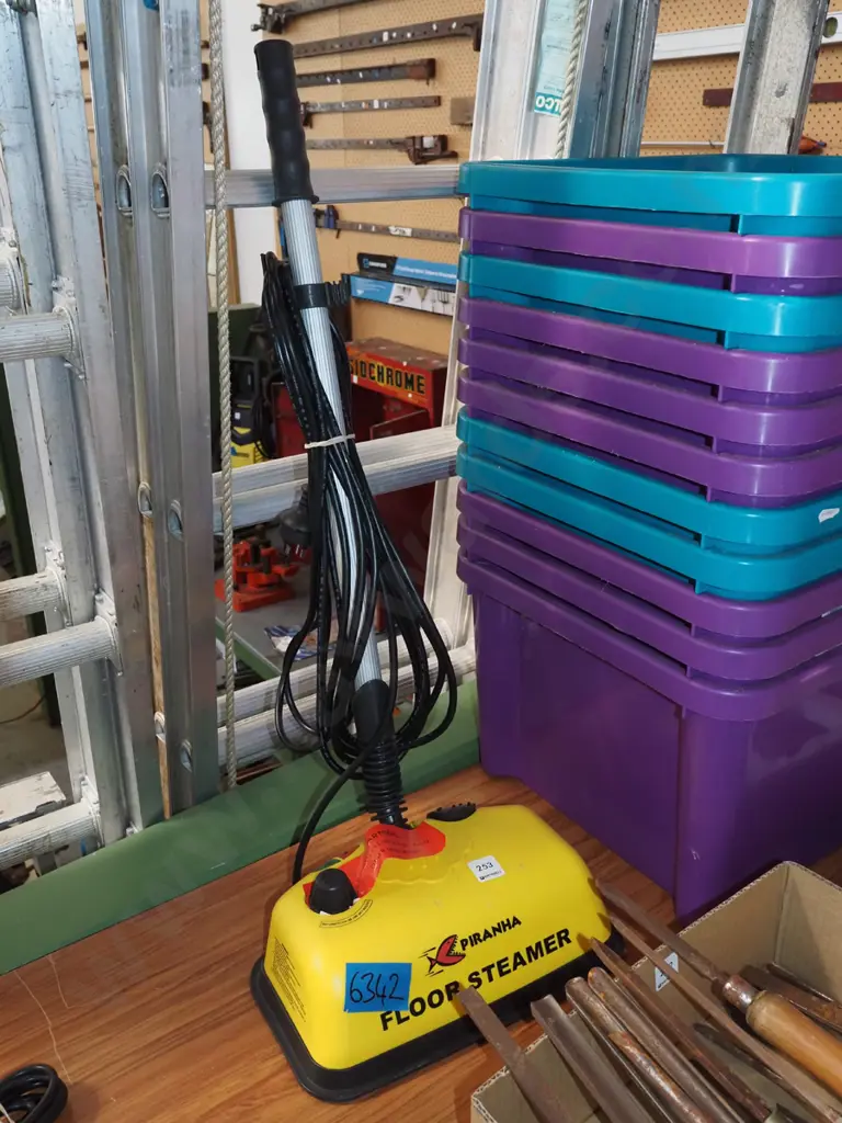 Piranha floor steaming Image 1++