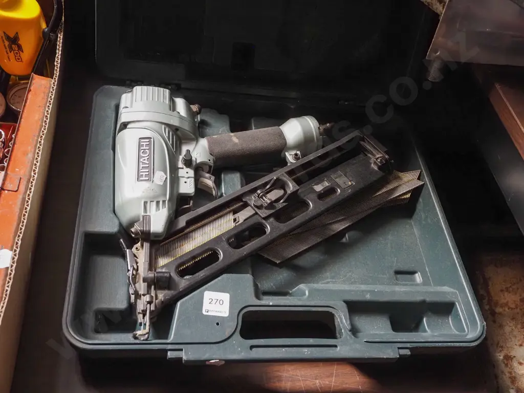 Hitachi air powered braiding gun Image 1++