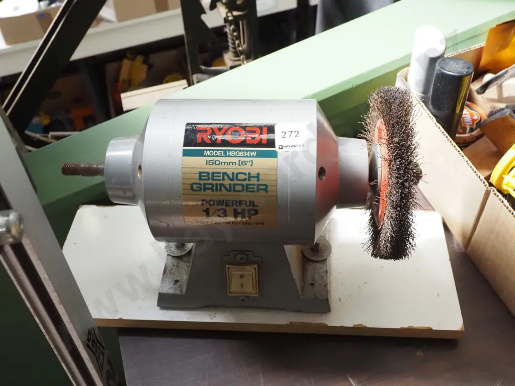 Ryobi 150ml bench grinder Image 1++