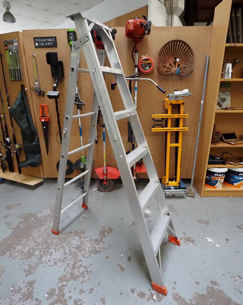 alloy 5 step ladder Image 1++