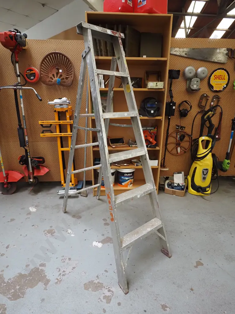 alloy 5 step ladder Image 1++