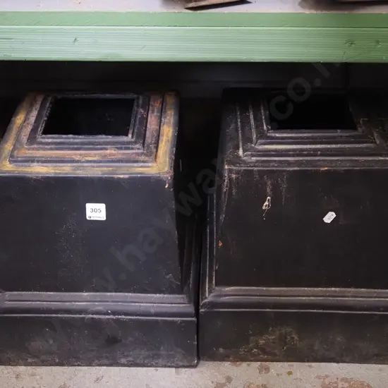 2x cast metal plinths H350
