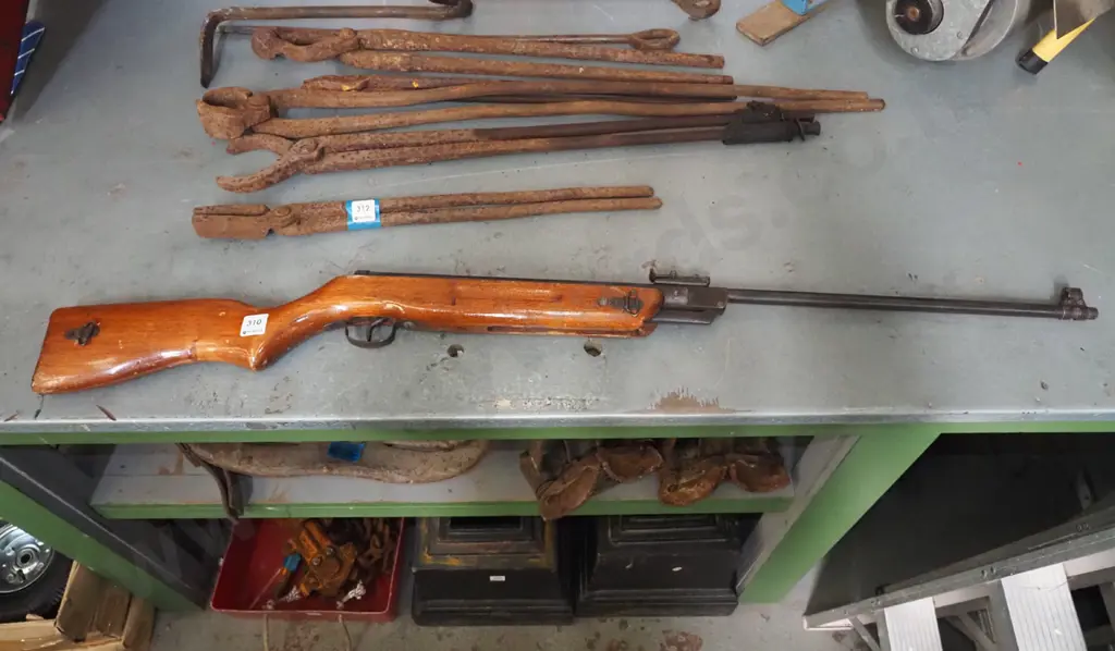 Chinese made air rifle Image 1++