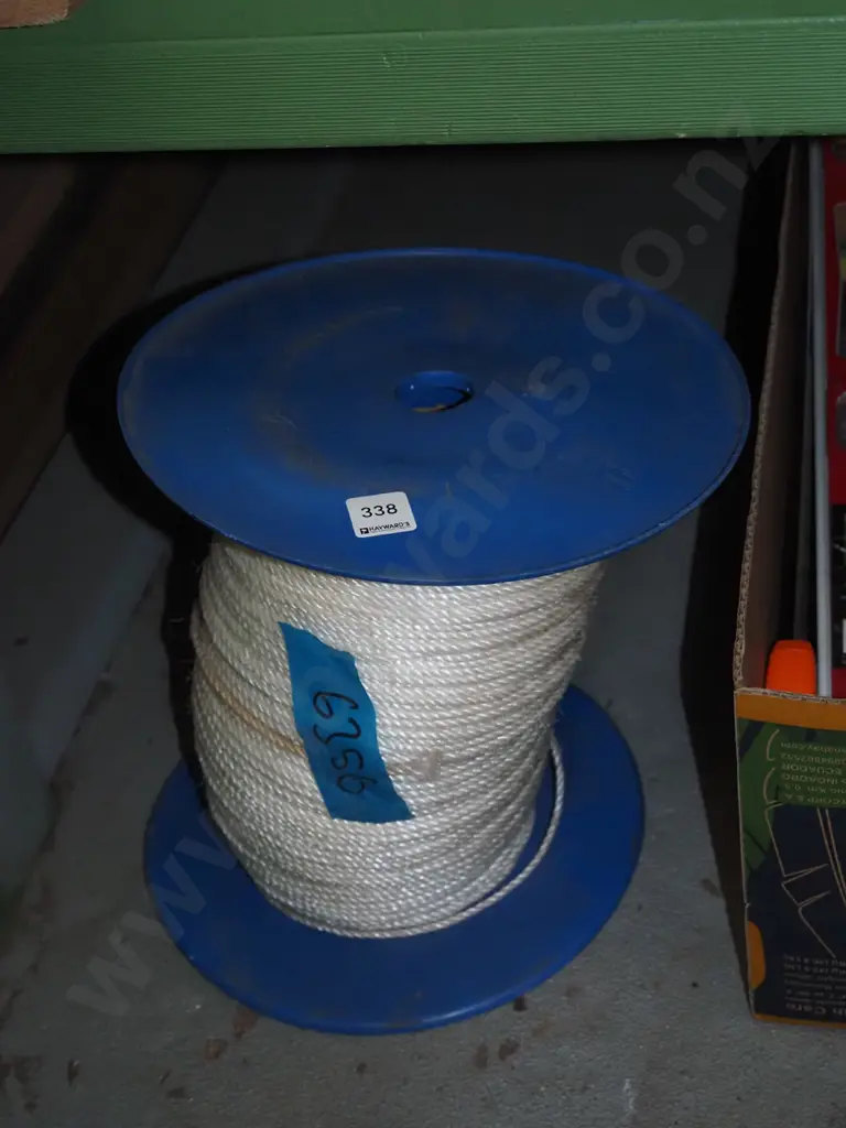 roll of rope Image 1++