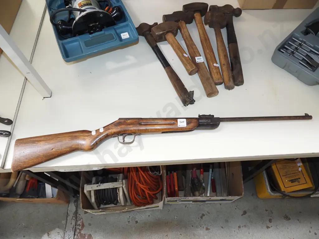 rusty air rifle Image 1++