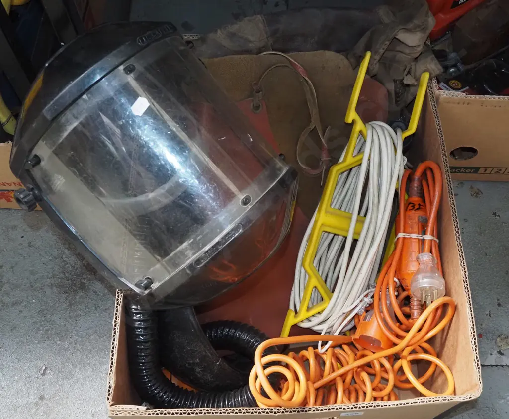 box; safety mask,leather aprons, extension cords etc Image 1++