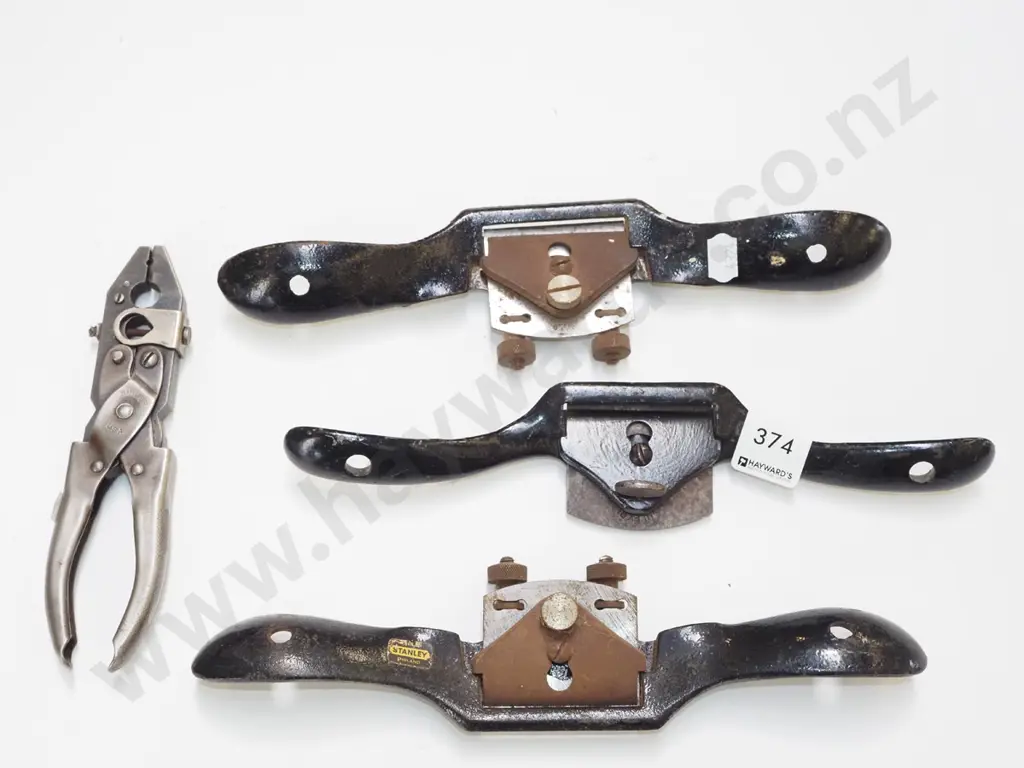 3x spoke shaves, vintage pliers Image 1++