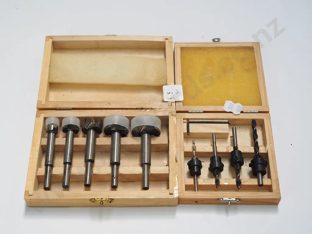 2x boxed set of woodworker's drill bits Image 1++