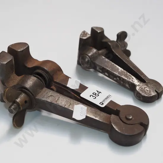 2x small vintage vices