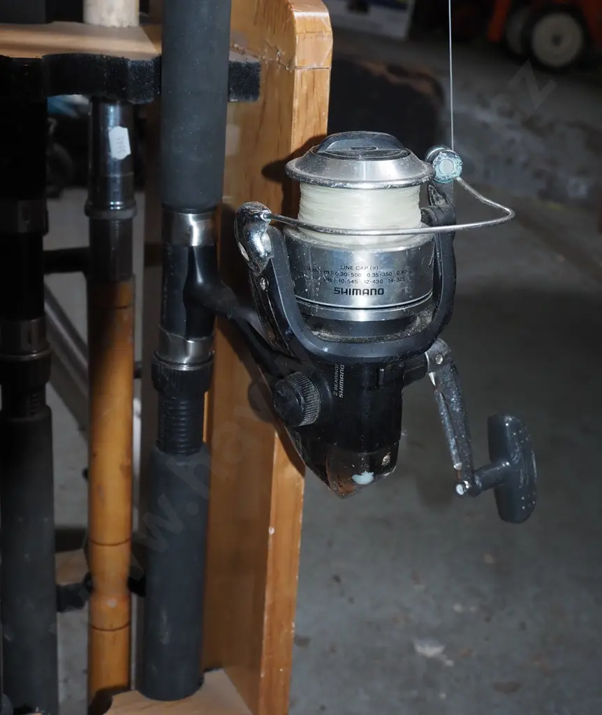 fishing rod and reel Image 1++