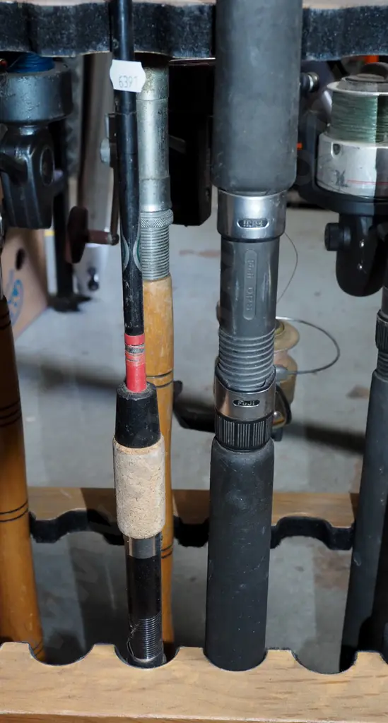 2x fishing rods - yellow dots Image 1++