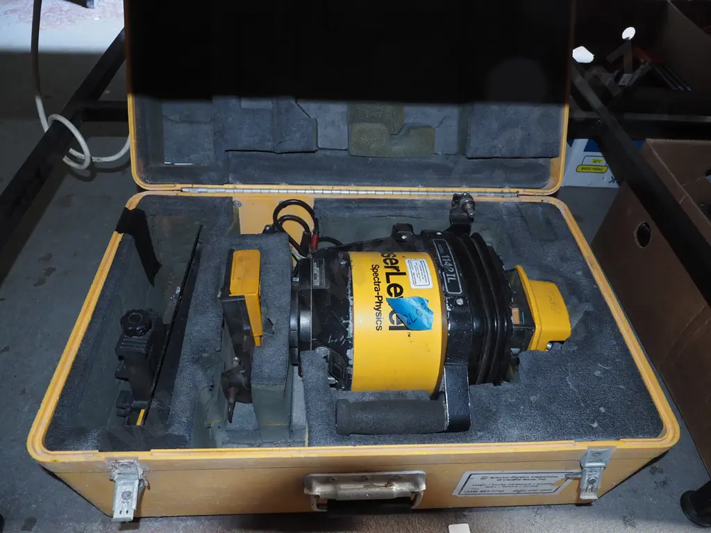 cased Spectrophysics laser level Image 1++