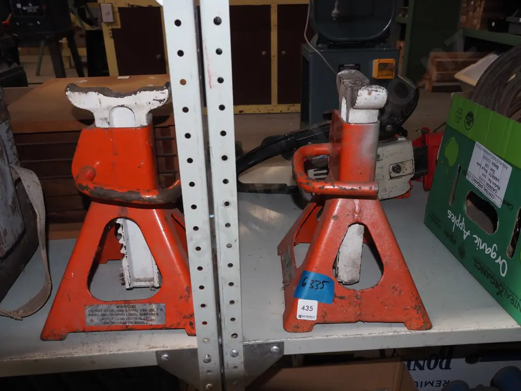 2x axel stands Image 1++