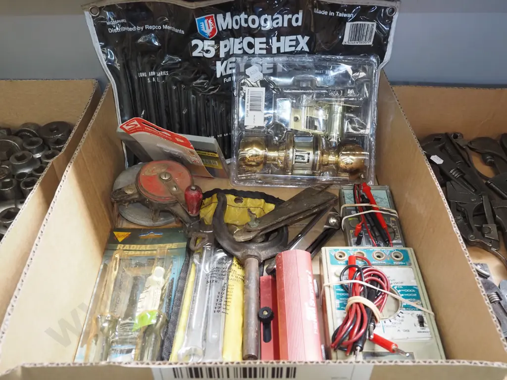 box; door hardware, voltmeters etc Image 1++