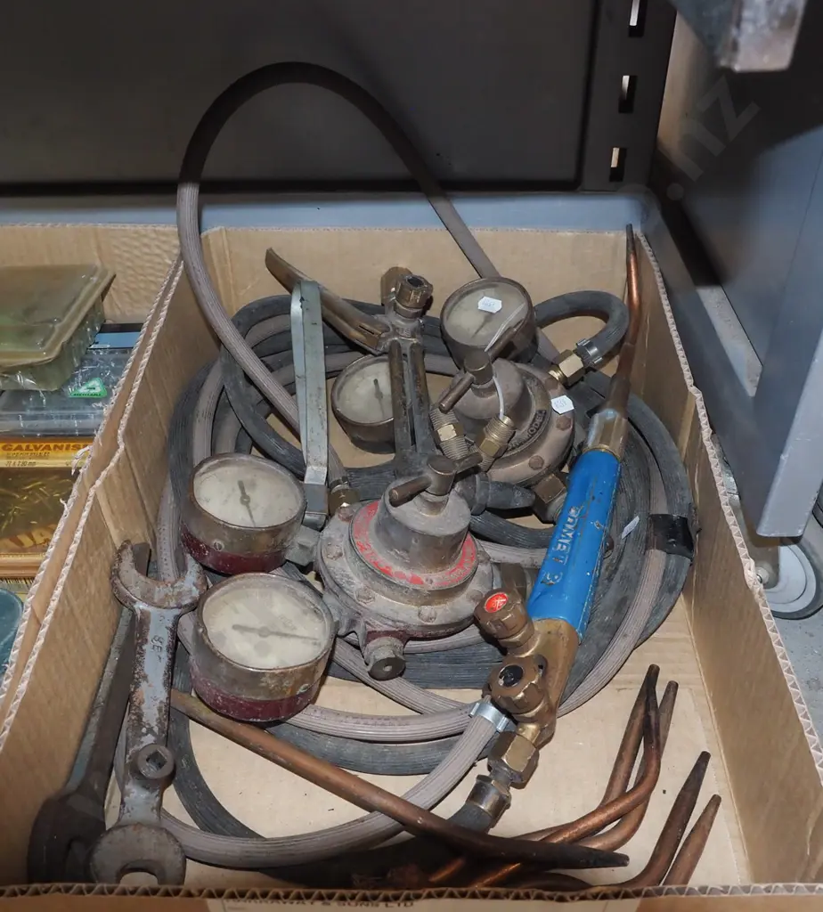 box; gas welder valves, torches etc Image 1++