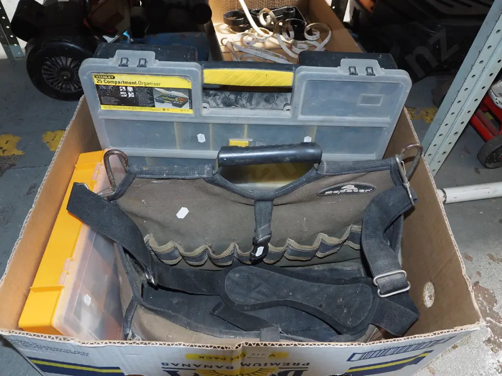 box; plastic organiser, tool bag Image 1++