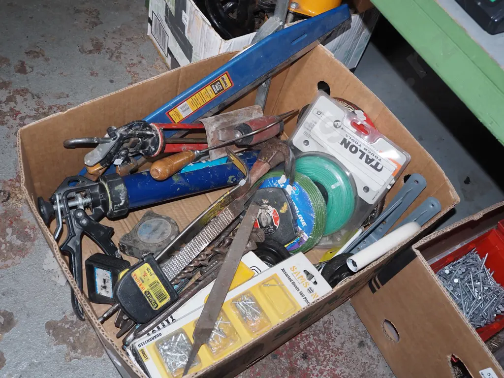 box; caulking guns, tape measures, shelf brakets etc Image 1++