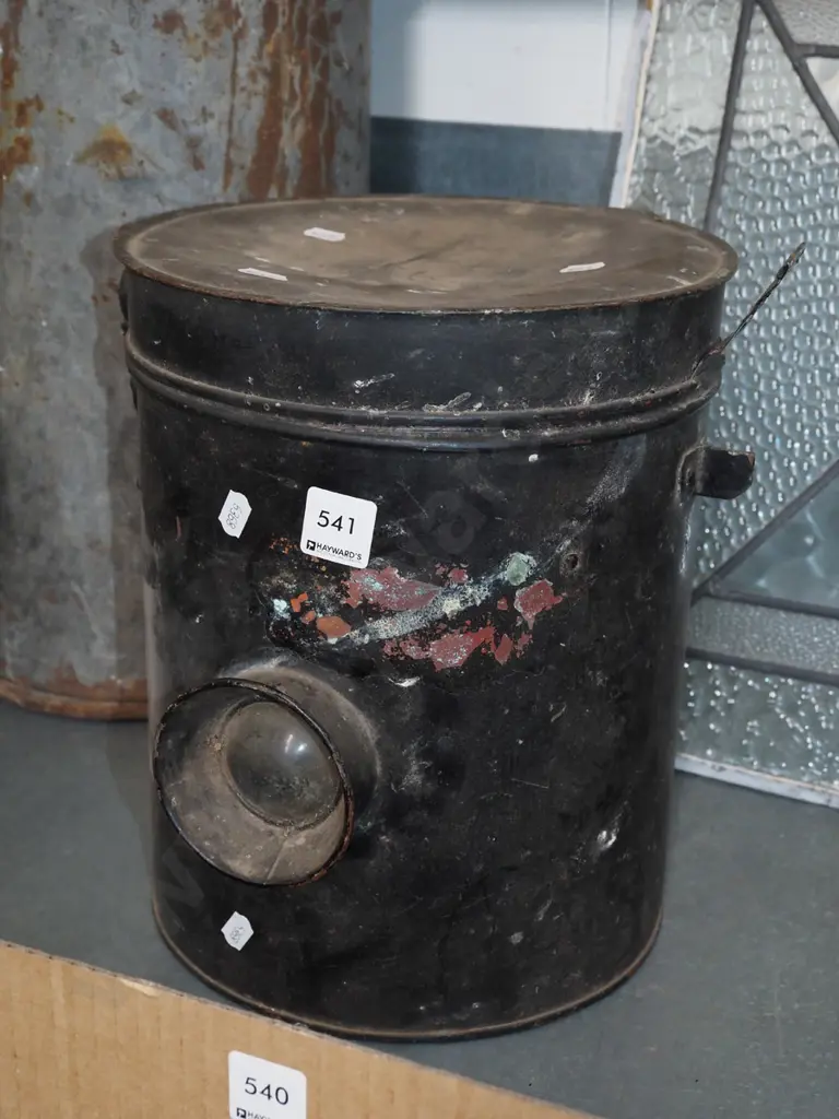 NZR? signal lantern Image 1++