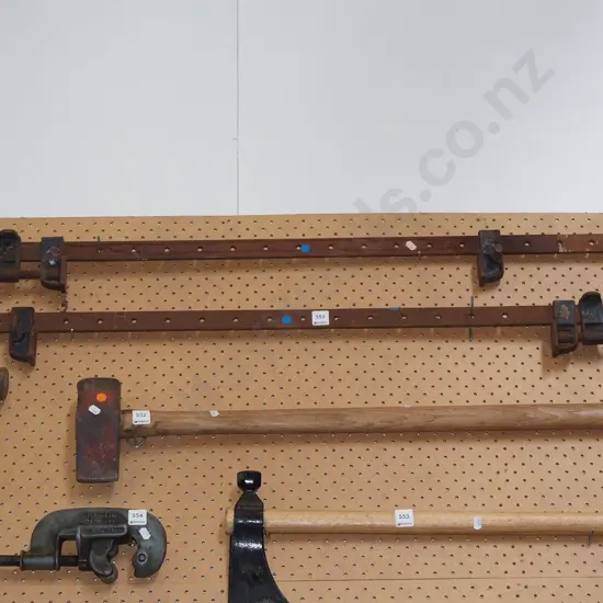 2x sets of rusty sash clamps - blue dots