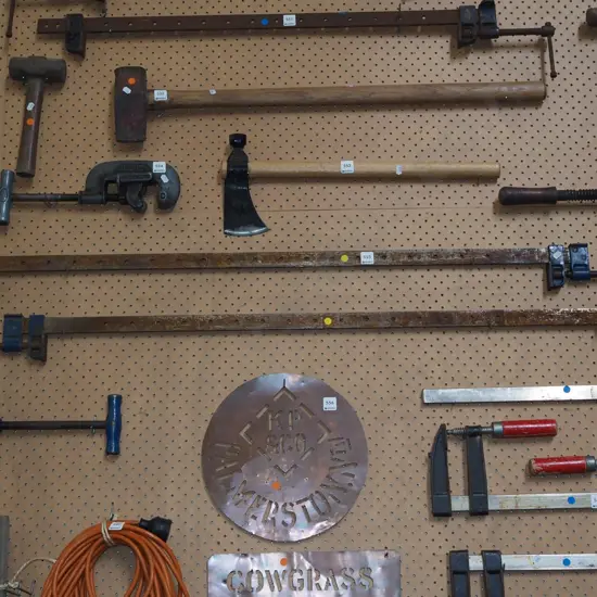 pair of record sash clamps