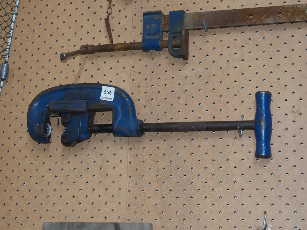 Record 202 pipe cutter Image 1++