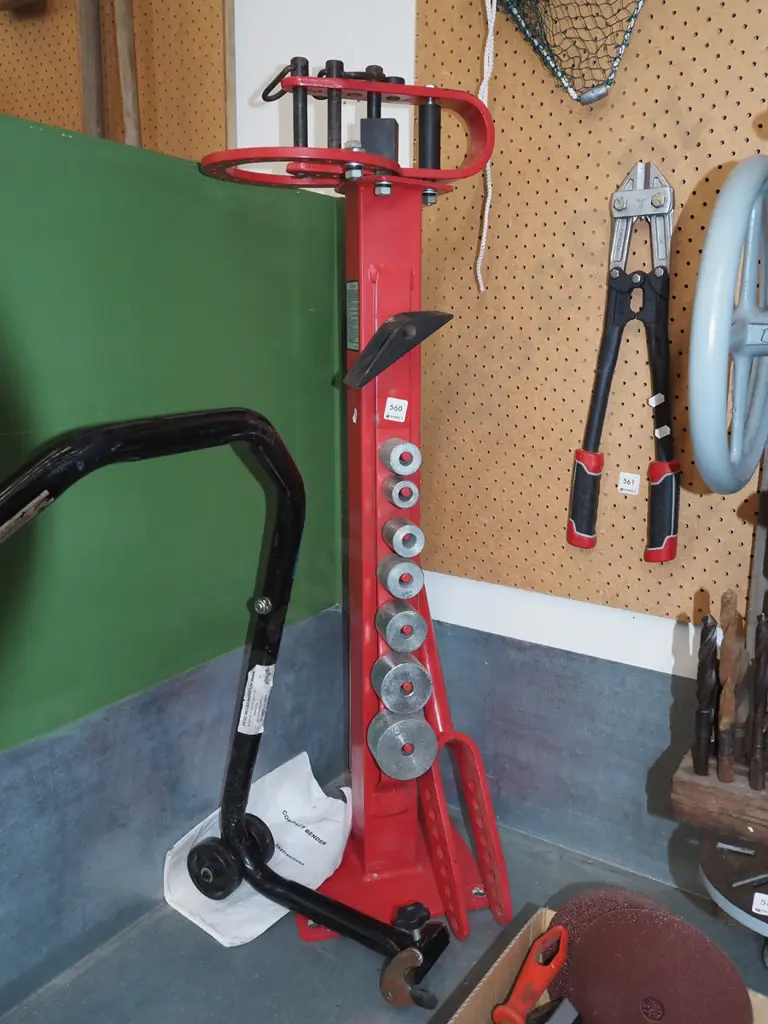 compact bender Image 1++