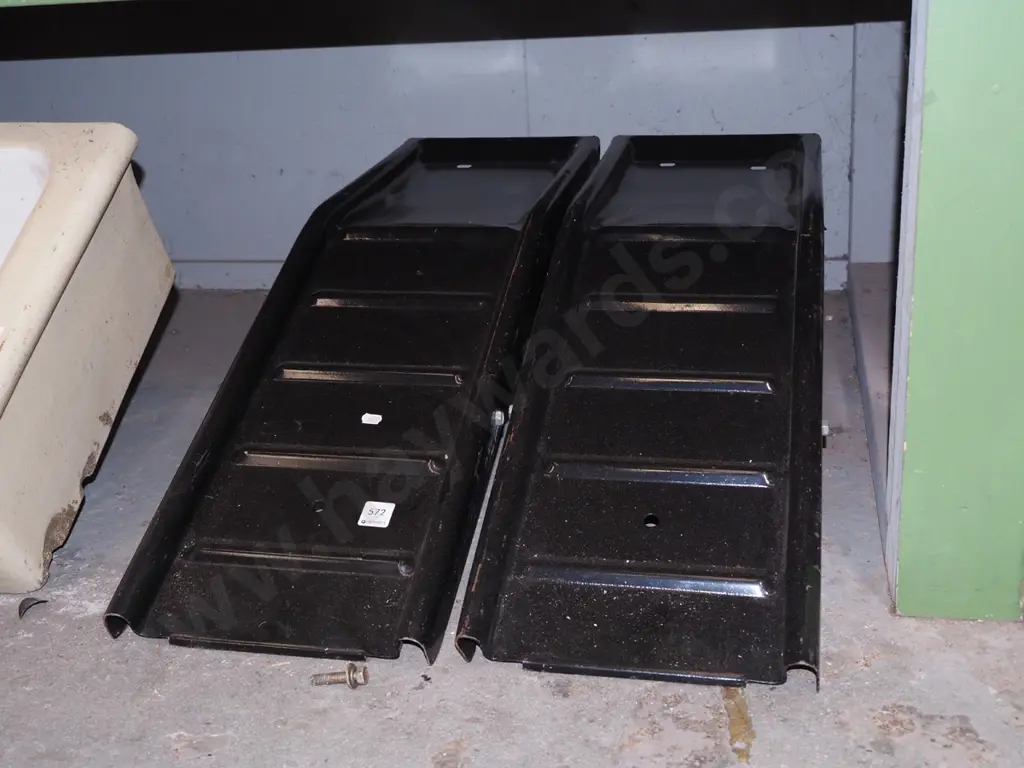 2x metal car ramps Image 1++
