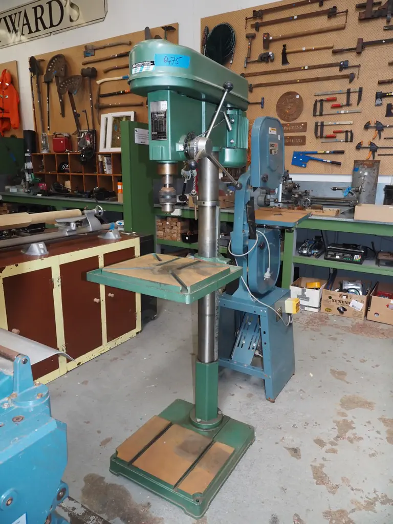 large freestanding heavy duty 12 speed drill press Image 1++