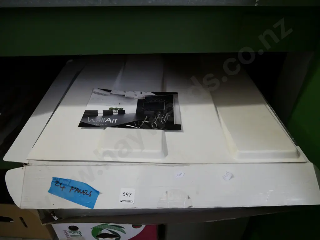 24 panels of pressed wall art décor Image 1++