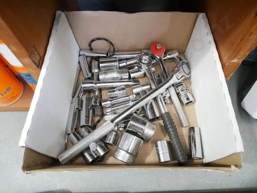 box; various sockets, wrenches Image 1++