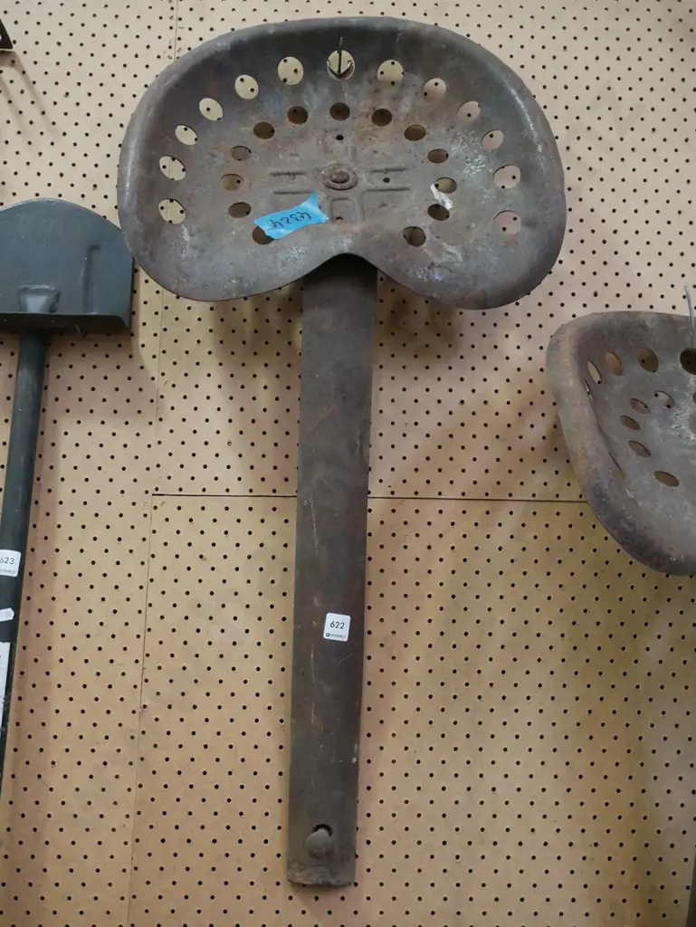 vintage tractor seat Image 1++