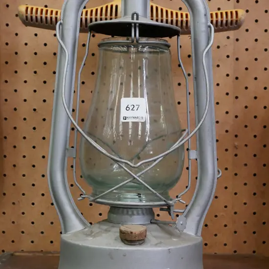 hurricane lantern