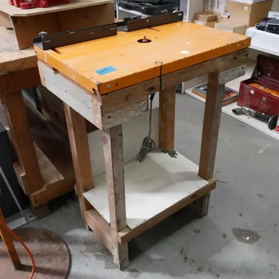 router table with router