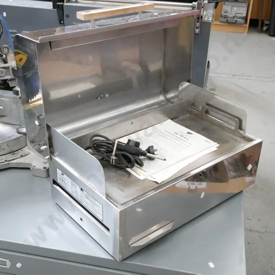 Australian Sovereign electric bbq