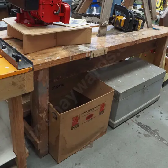 wooden woodworker's bench H860 W1830 D690