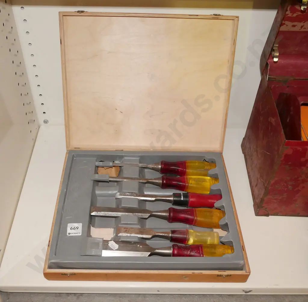 set of chisels Image 1++