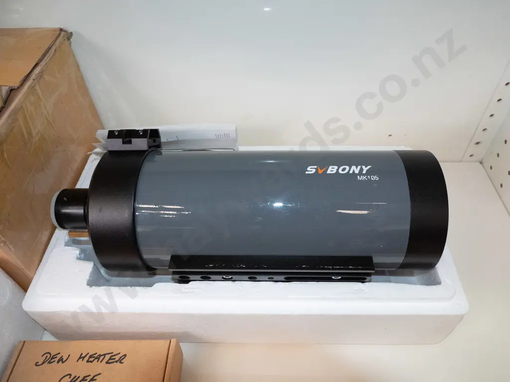 SV Bony astronomical telescope with various accessories Image 1++