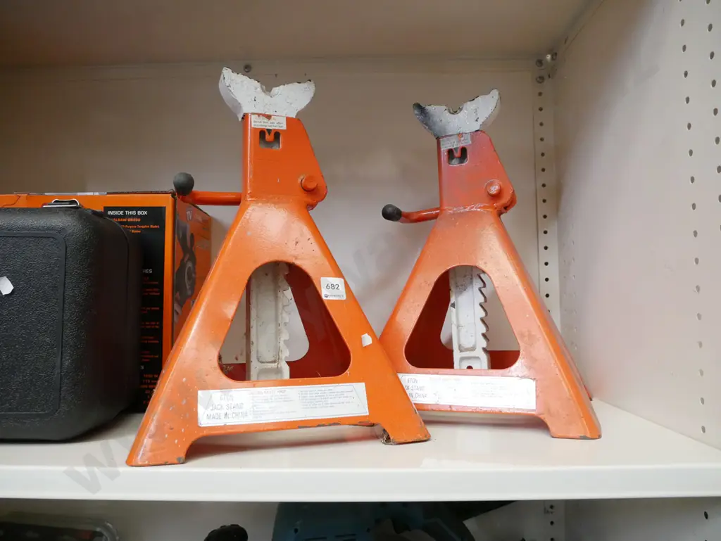 pair of 6 tonne axel stands Image 1++