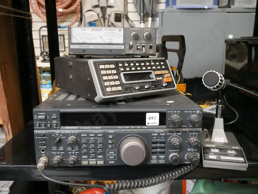 ham radio equipment; power meter, 2x receivers Image 1++